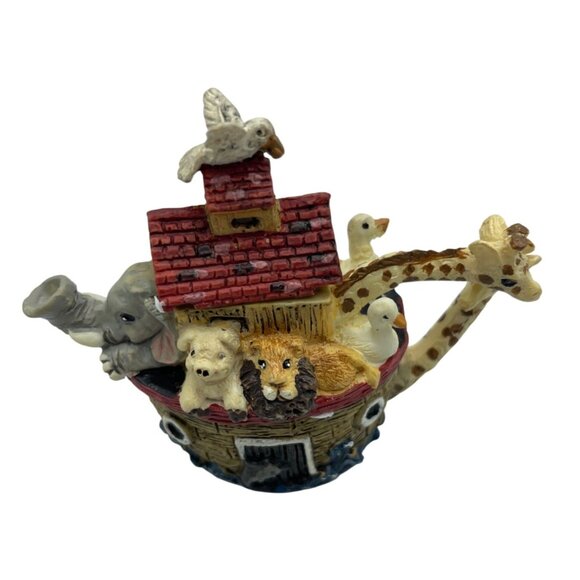 Noahs Ark Tiny Ceramic Tea Set With Animal Cups Creamer Sugar Scene Plate - Picture 2 of 16